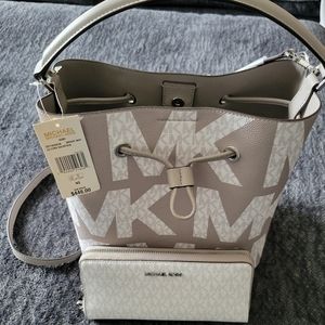 Michael Kors Suri large convertible backpack and wallet